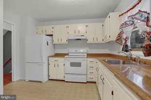 248 Michele Cir, Millersville, MD 21108 - Photo 15