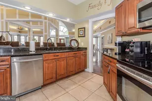 2134 Commissary Cir, Odenton, MD 21113 - Photo 27