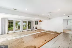 7862 Bodkin View Dr, Pasadena, MD 21122 - Photo 9