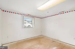 7862 Bodkin View Dr, Pasadena, MD 21122 - Photo 25