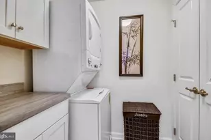 8025 Orchard Grove Rd, Odenton, MD 21113 - Photo 15