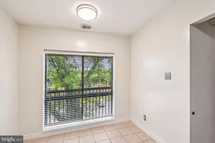 300 Hilltop Ln, Annapolis, MD 21403 - Photo 9