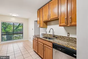 300 Hilltop Ln, Annapolis, MD 21403 - Photo 5