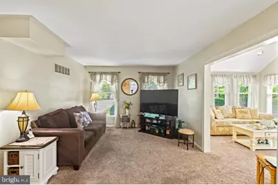 2053 Kurtz Avenue, Pasadena, MD 21122 - Photo 25