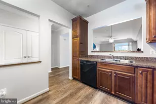 8609 Wintergreen Ct, Odenton, MD 21113 - Photo 7