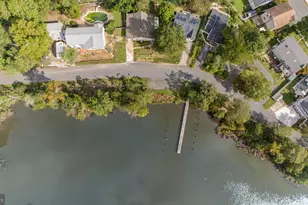 2033 Shore Dr, Edgewater, MD 21037 - Photo 3