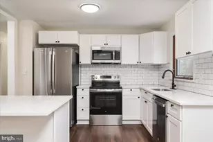 100 Carroll Dr, Annapolis, MD 21403 - Photo 1