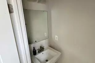 135 John Daniel Wy, Baltimore, MD 21225 - Photo 9