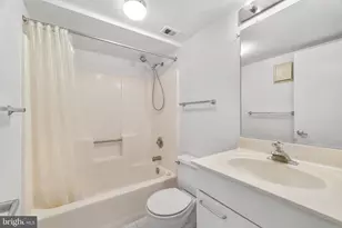 2010 Quay Village Ct, Annapolis, MD 21403 - Photo 23