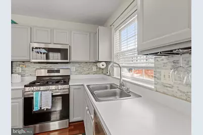 8212 Spadderdock Way, Laurel, MD 20724 - Photo 9
