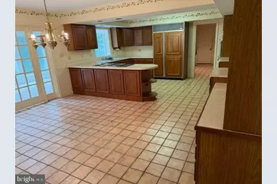 700 Central Avenue E, Edgewater, MD 21037 - Photo 9