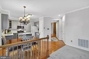 8205 Swamp Rose Pl, Laurel, MD 20724 - Photo 9