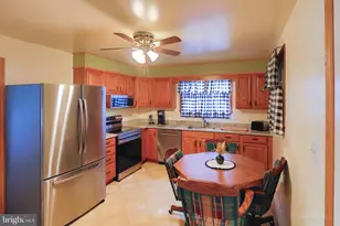 217 Highland Rd, Glen Burnie, MD 21060 - Photo 7