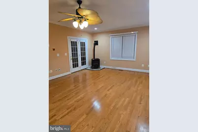 106 3rd Avenue SE, Glen Burnie, MD 21061 - Photo 13