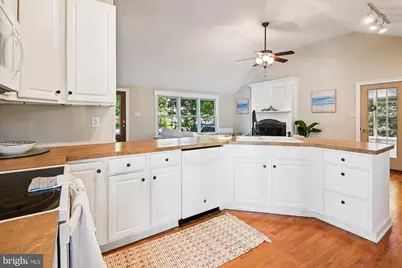 1009 Pinecrest Drive, Annapolis, MD 21403 - Photo 7