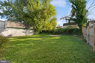 1307 Hallock Dr, Odenton, MD 21113 - Photo 9