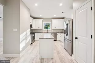 1865 Cedar Dr, Severn, MD 21144 - Photo 17