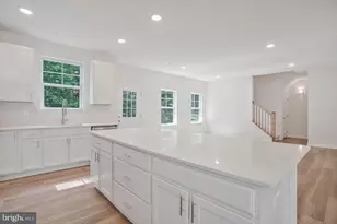 404 Warwick, Edgewater, MD 21037 - Photo 9