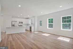 404 Warwick, Edgewater, MD 21037 - Photo 15