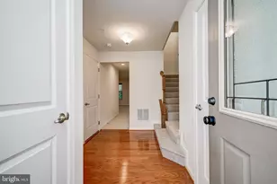 613 Foxwood Dr, Glen Burnie, MD 21060 - Photo 5