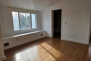 355 Sturtons Ln, Pasadena, MD 21122 - Photo 17