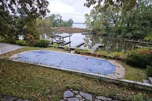 355 Sturtons Ln, Pasadena, MD 21122 - Photo 49