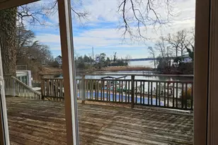 355 Sturtons Ln, Pasadena, MD 21122 - Photo 11