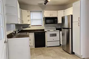 355 Sturtons Ln, Pasadena, MD 21122 - Photo 13