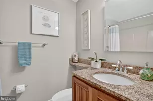 215 Chester Ave, Annapolis, MD 21403 - Photo 13