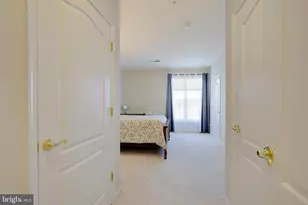 8610 Fluttering Leaf Tr, Odenton, MD 21113 - Photo 19