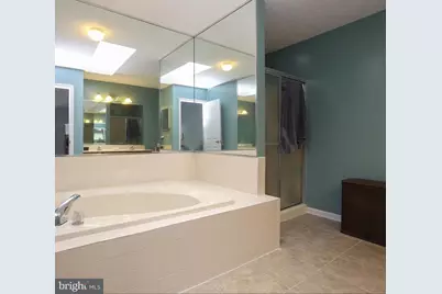 758 Sunnyfield Lane, Baltimore, MD 21225 - Photo 19