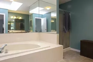 758 Sunnyfield Ln, Baltimore, MD 21225 - Photo 19