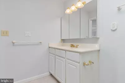 7101 Bay Front Drive #301, Annapolis, MD 21403 - Photo 11