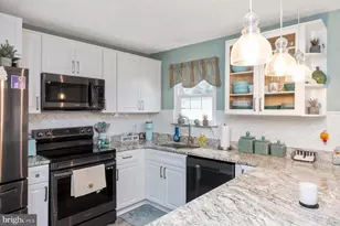 7954 Cobbler Ln, Pasadena, MD 21122 - Photo 7