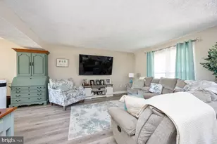 7954 Cobbler Ln, Pasadena, MD 21122 - Photo 13