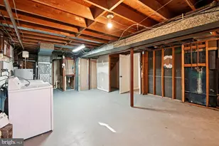 8259 Spring Knoll Dr, Pasadena, MD 21122 - Photo 35