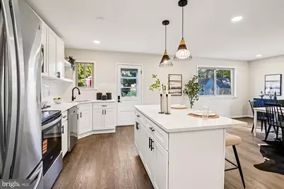 8259 Spring Knoll Drive, Pasadena, MD 21122 - Photo 9