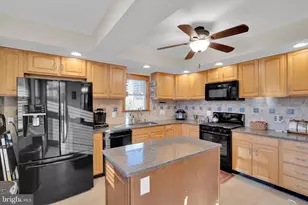 102 Catalpa Rd, Linthicum Heights, MD 21090 - Photo 21