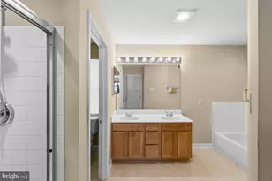 112 Farmbrook Ln, Hanover, MD 21076 - Photo 25