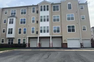 8612 Fluttering Leaf Tr, Odenton, MD 21113 - Photo 3