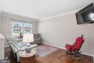 304 Maryland Avenue, Pasadena, MD 21122 - Photo 9