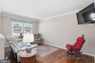 304 Maryland Ave, Pasadena, MD 21122 - Photo 9