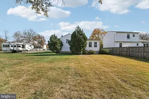 118 W Virginia Ave, Severn, MD 21144 - Photo 29