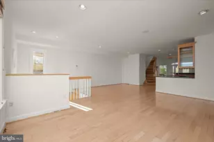 2113 Lake Dr, Pasadena, MD 21122 - Photo 9