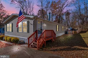 215 Jaguar Dr, Lothian, MD 20711 - Photo 1