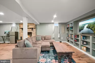 7403 Locust Drive, Hanover, MD 21076 - Photo 25