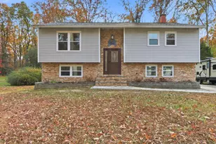 1215 Holmewood Dr, Pasadena, MD 21122 - Photo 1