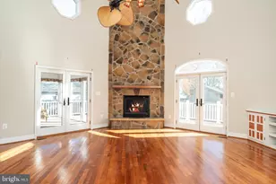 610 E Marshall Ave, Deale, MD 20751 - Photo 25