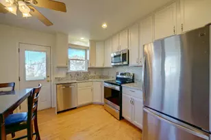 7819 Appletree Rd, Pasadena, MD 21122 - Photo 7