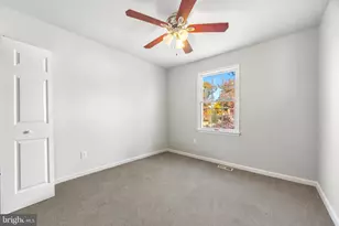 300 Twin Oaks Rd, Linthicum Heights, MD 21090 - Photo 17